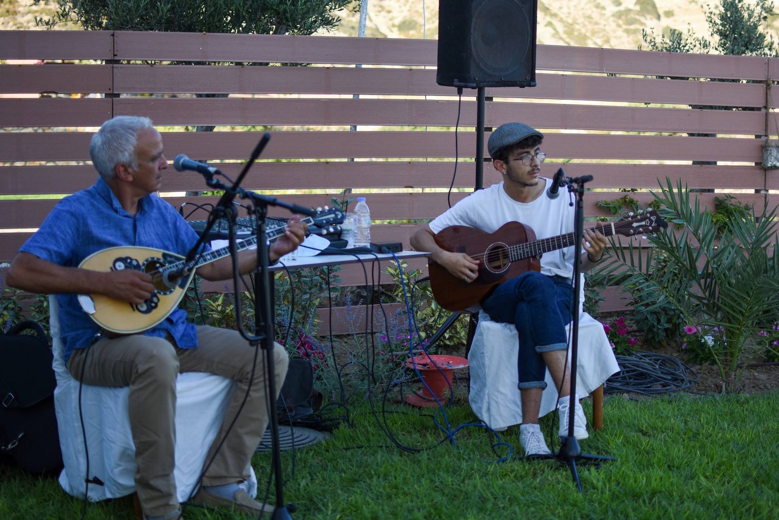 Greek musicians playing bouzouki and guitar